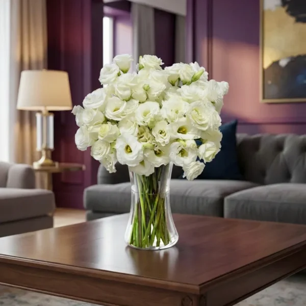Arreglos para funeral con lisianthus blancos en diseño floral elegante